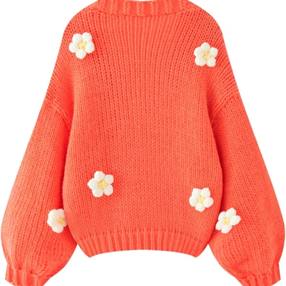 Pink flower patch cardigan - Picture 2 of 3